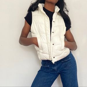 WHITE ARIZONA JEAN CO. PUFFER VEST